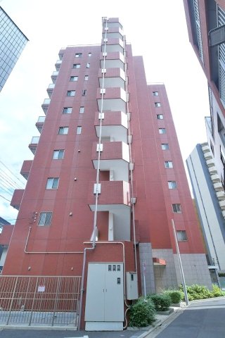ｆｅｅｔｈ日暮里8階 外観