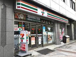 パークリュクス御茶ノ水 【コンビニエンスストア】セブンイレブン 神田神保町3丁目店まで718ｍ