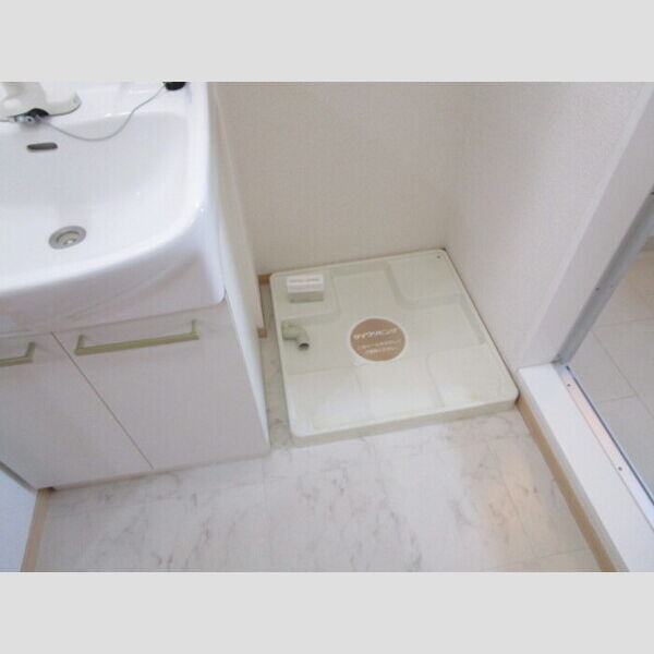 リュネットM201号室 室内洗濯機置き場
