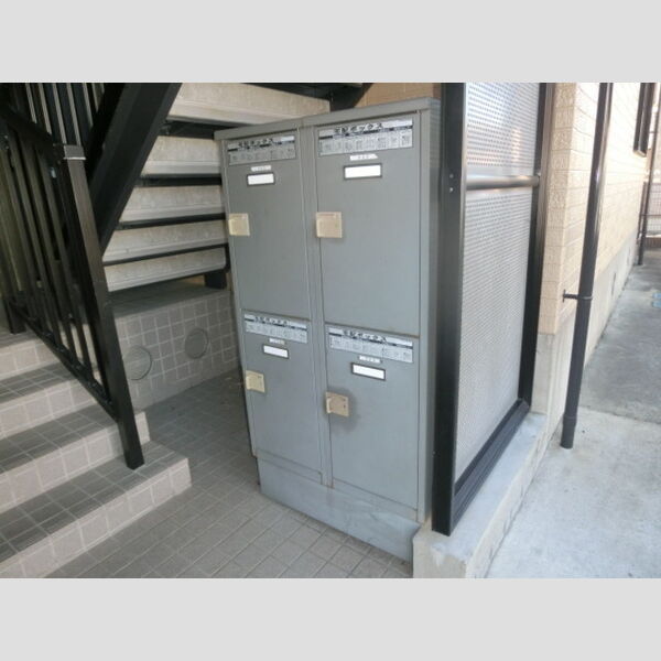 サンフローラ　E 宅配BOX