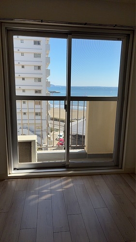 ライオンズマンション片瀬江ノ島6階 東側洋室