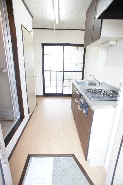 フォーブル幕張Ⅱ0202号室 玄関