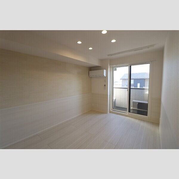 D-KISARIA　WⅠ202号室 洋室