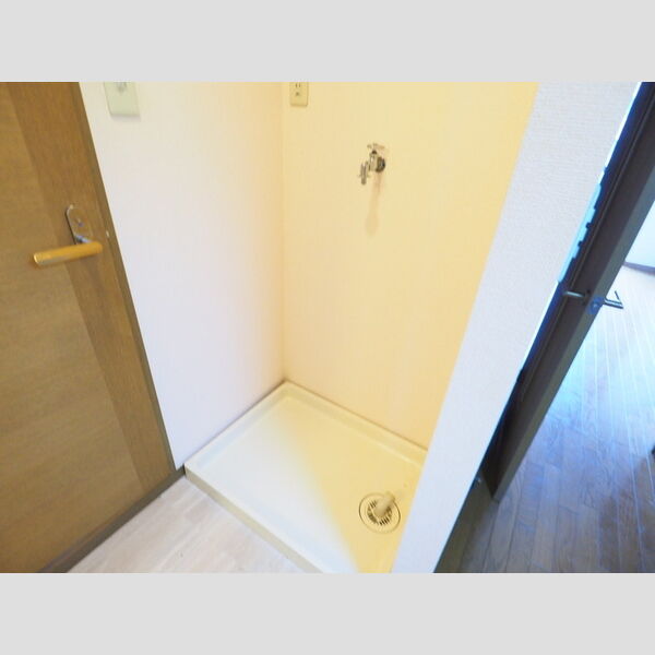 サンパティオ　A205号室 敷地内洗濯機置き場