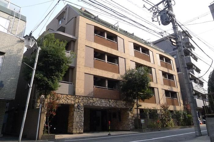 ステージファースト用賀アジールコート3階 外観