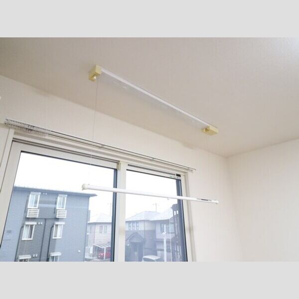 ルミエール　Ⅰ203号室 室内物干し