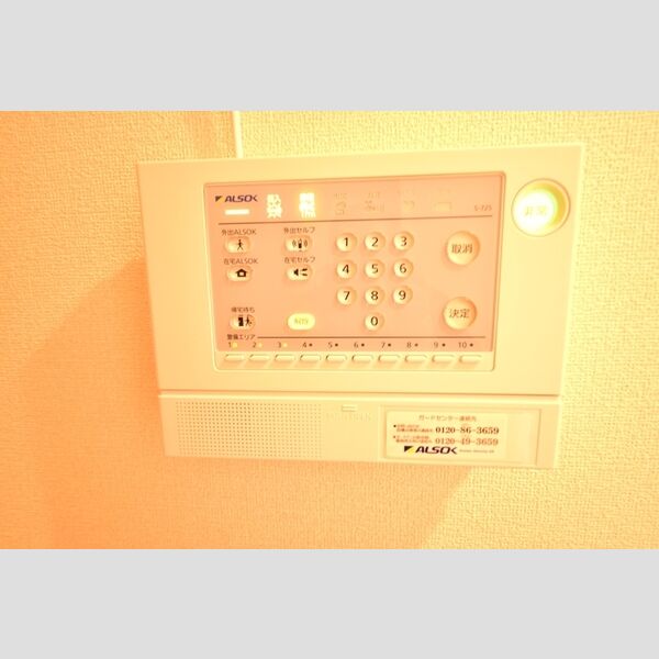 K・fines　B棟101号室 ALSOK