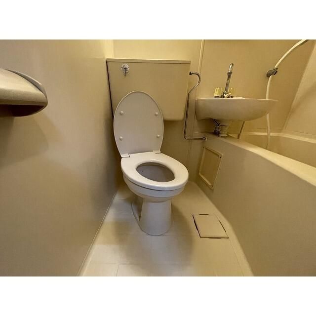 伊勢佐木町ダイカンプラザシティⅡ3階 同建物別部屋の参考画像