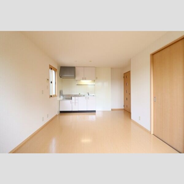 リシアンサス・ガーデン　ABCDEF リビング