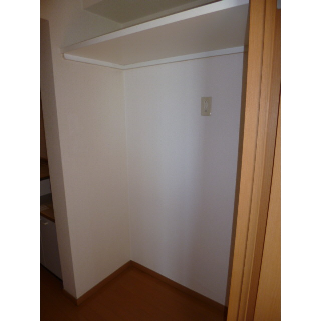 プレール・ドゥーク東京ＮＯＲＴＨ203号室 同建物別部屋の参考画像