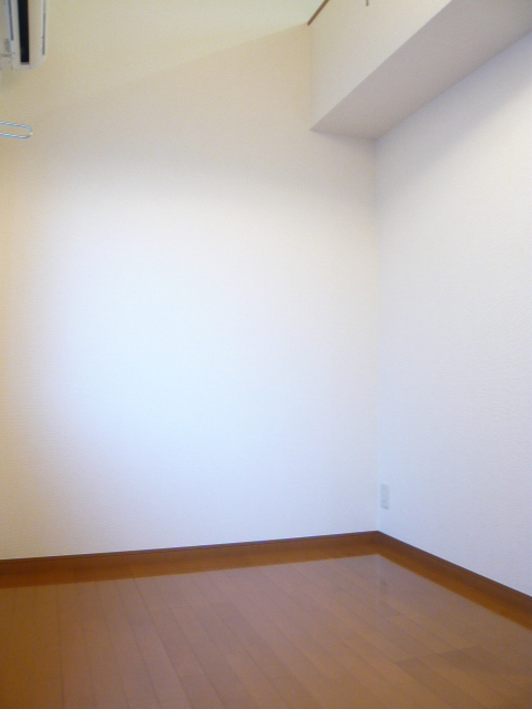 レルシア光が丘公園0103号室 リビング