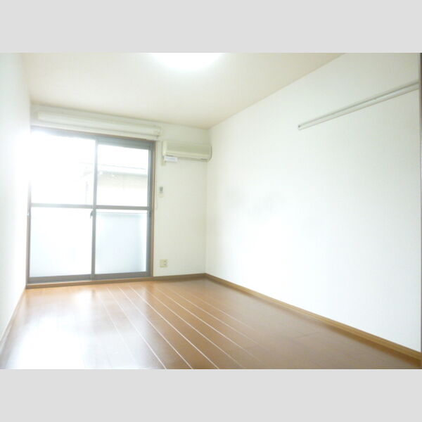 ベルデュールⅡ 居室全景