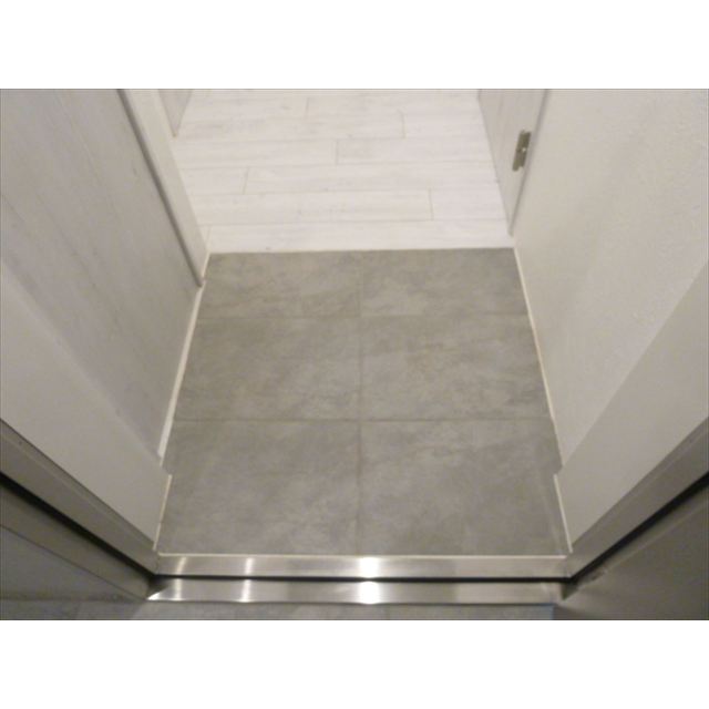 ＬＥＧＡＬＡＮＤ都立大学Ⅱ0304号室 玄関