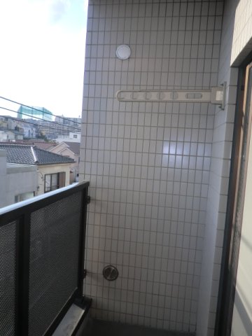 ルミエール妙蓮寺 302号室の写真です