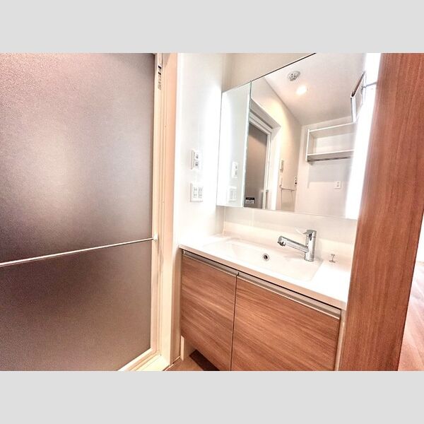 ウエストサイドレジデンス301号室 洗面所