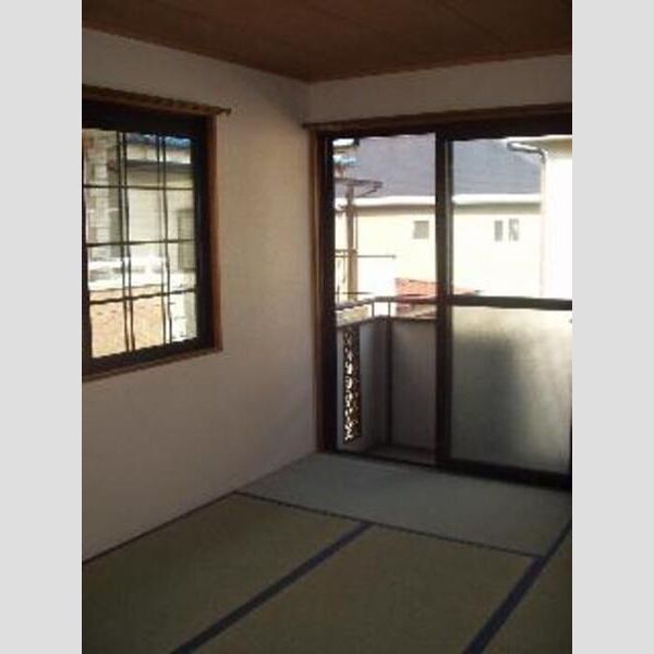 メゾンベール201号室 和室