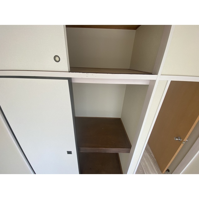 ヒルサイドフジ301号室 内観