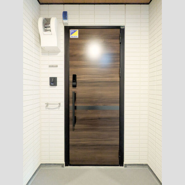 グランヴィル202号室 玄関