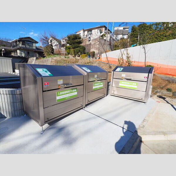 Regulus (レグルス)　C棟 ごみ置き場