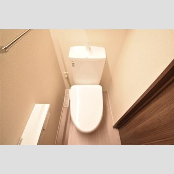 Premium Court トイレ