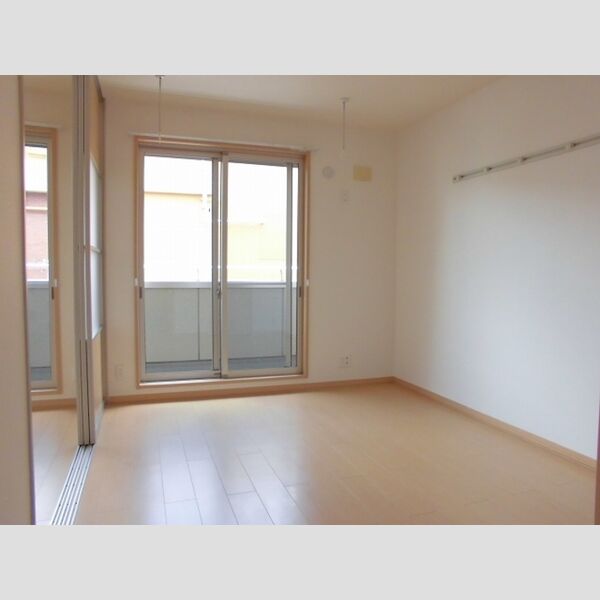 グランフィールド松江Ⅱ201号室 洋室6帖