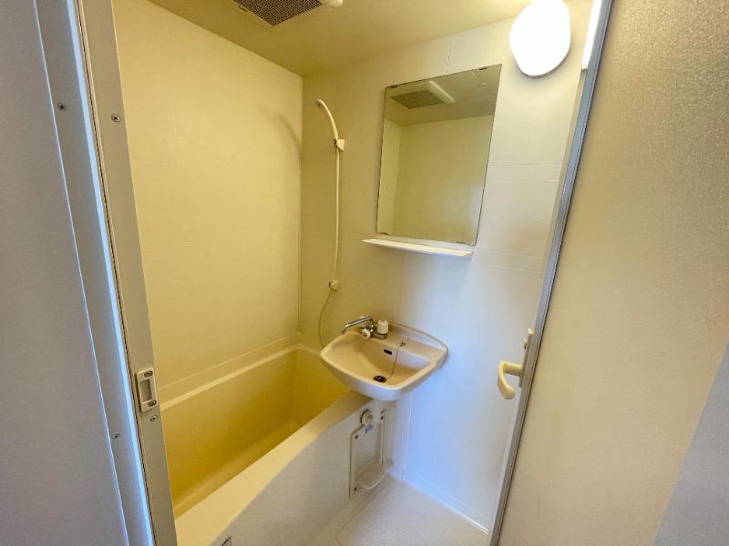 アビタシオン バス