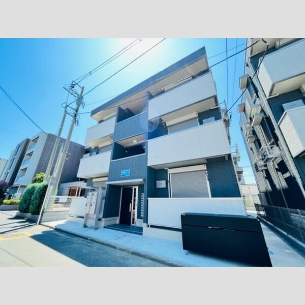 渚303号室 建物外観