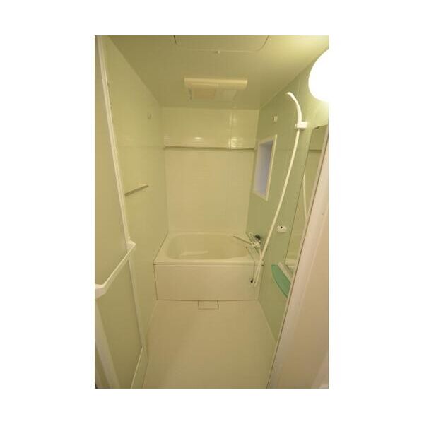 ブルーミングフィルド川崎102号室 お風呂