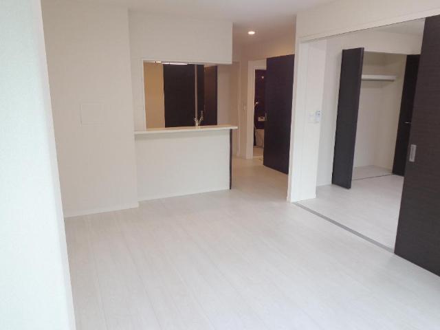 アヴァンサ リビング