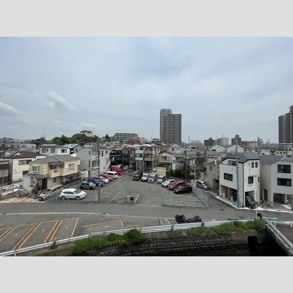 ミラージュ新子安406号室 バルコニーからの眺望