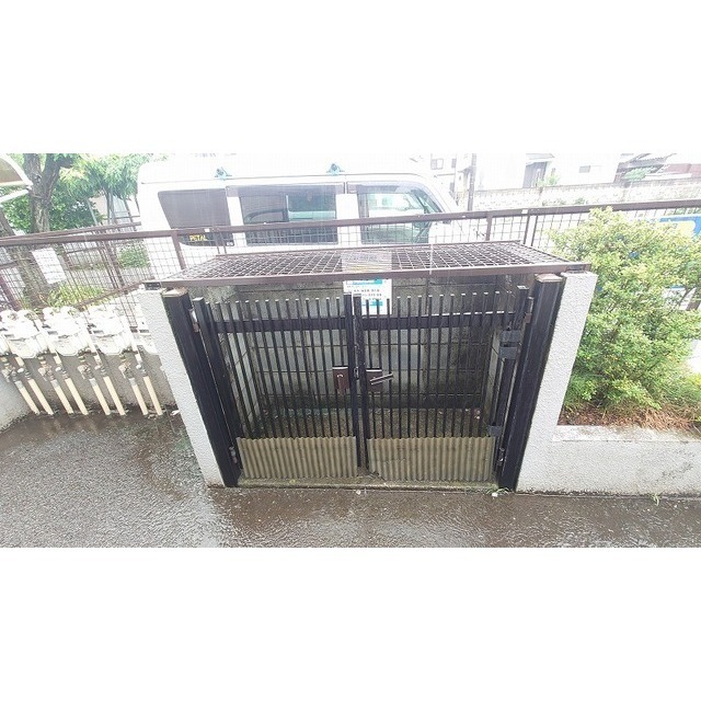 モンシャトー小川0203号室 ゴミ捨て場