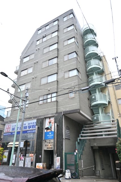 ツインパレス6階 外観