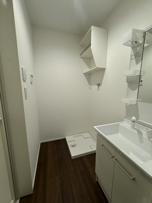 ヴィラ・ベルカント横浜庚台 洗面