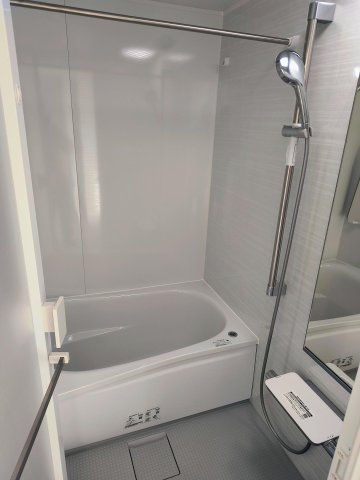 テラス新江古田2B号室 追い炊き、浴室乾燥機付き