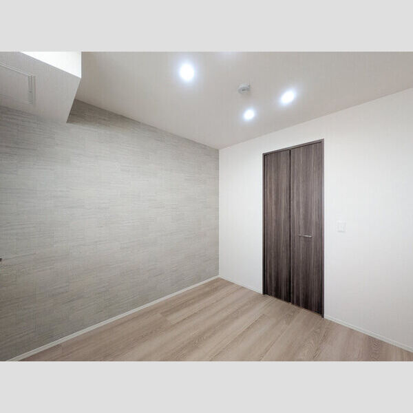 ノーブルヴィラ曙町303号室 洋室