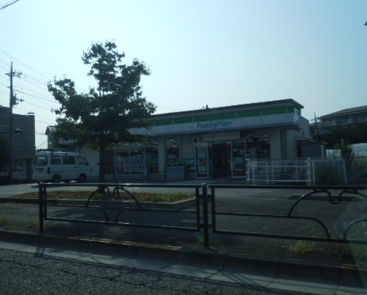 タウンホーム高橋Ｂ棟 【コンビニエンスストア】ファミリーマート日野北野街道店まで237ｍ