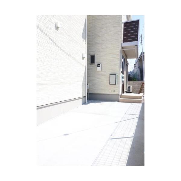 ZUSHI　EAST 駐車場