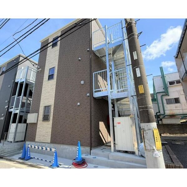 Cocoru能見台303号室 エントランス