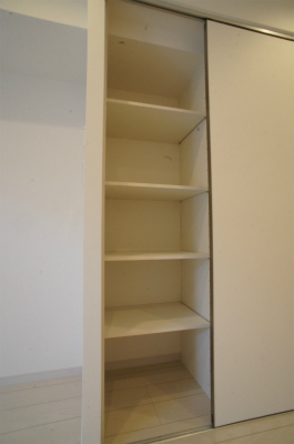 リブリ・フォーチュン横浜1階 収納