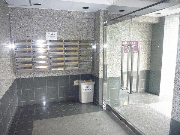 グリフィン横浜・ウェスタ803号室 エントランス