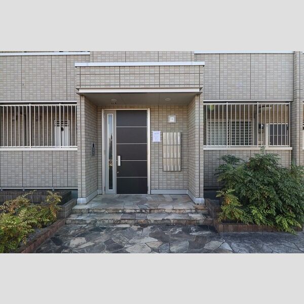 プリムローズ エントランス