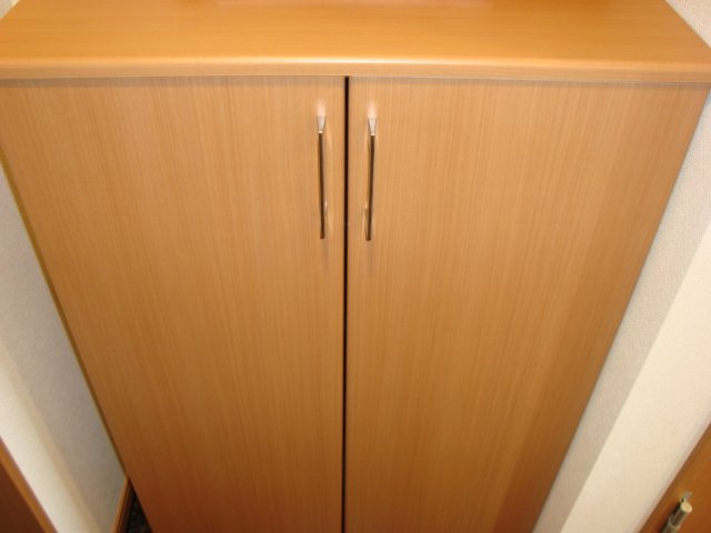 プレザンス106号室 下駄箱