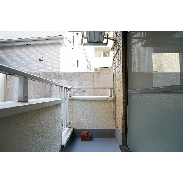 プロヴィデンス秀洋0101号室 バルコニー