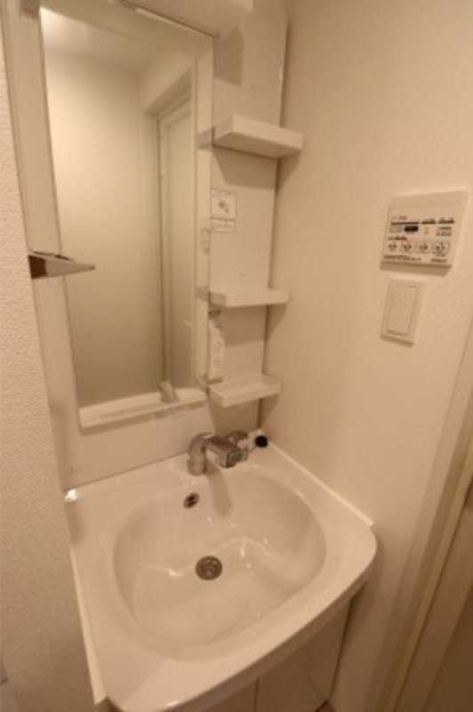 GENOVIA川崎鈴木町skygarden2階 洗面