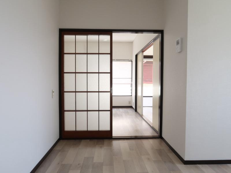 八千代市高津アパート 内観