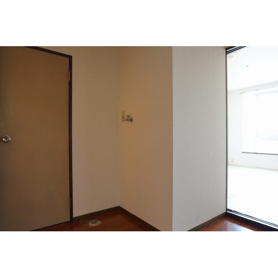 ツインズＡ棟0101号室 室内洗濯機置き場