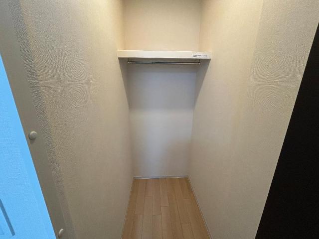 Ａｚａｌｉａ（アザリア） クローゼット