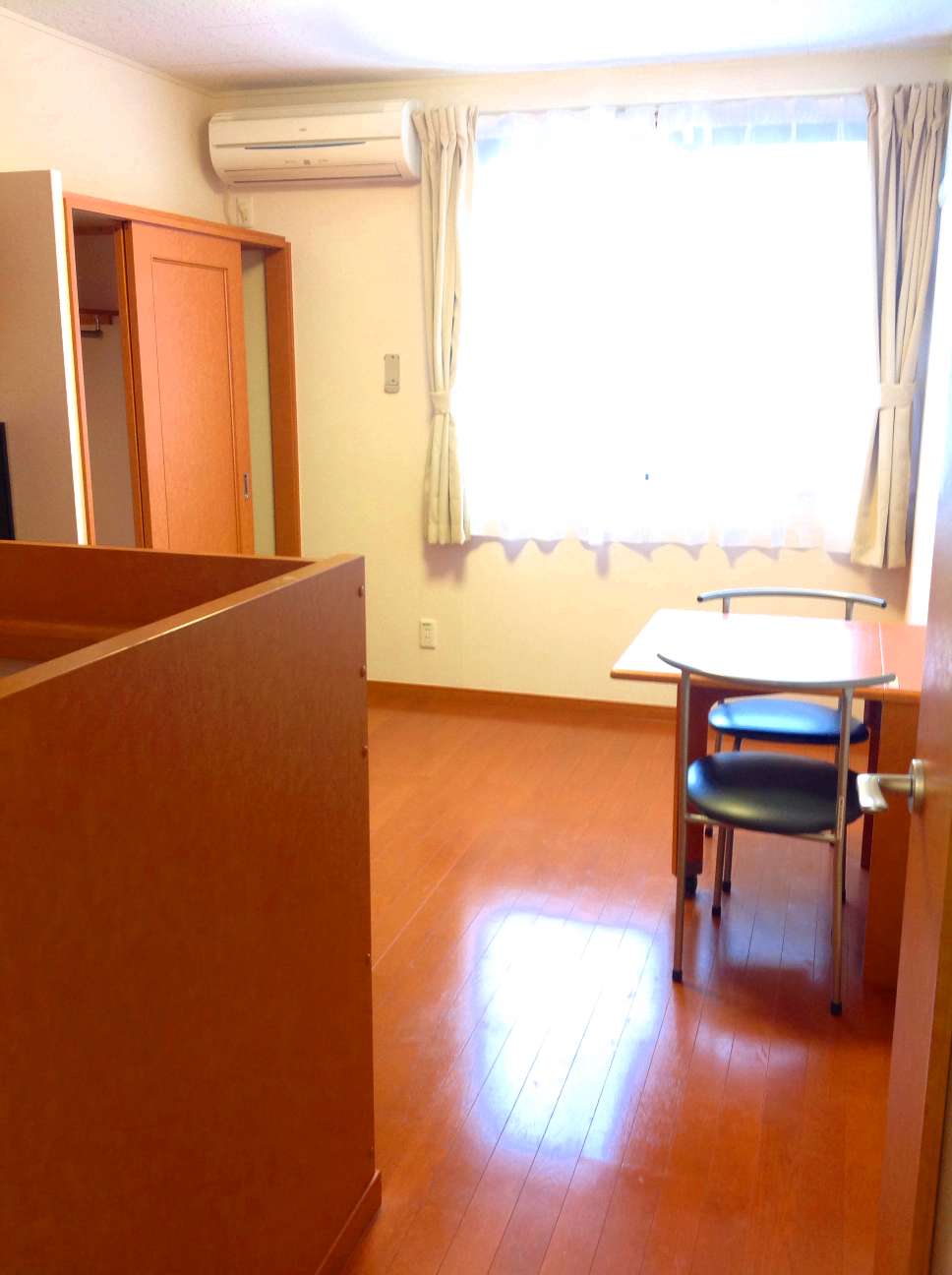 レオパレス橋戸 リビング