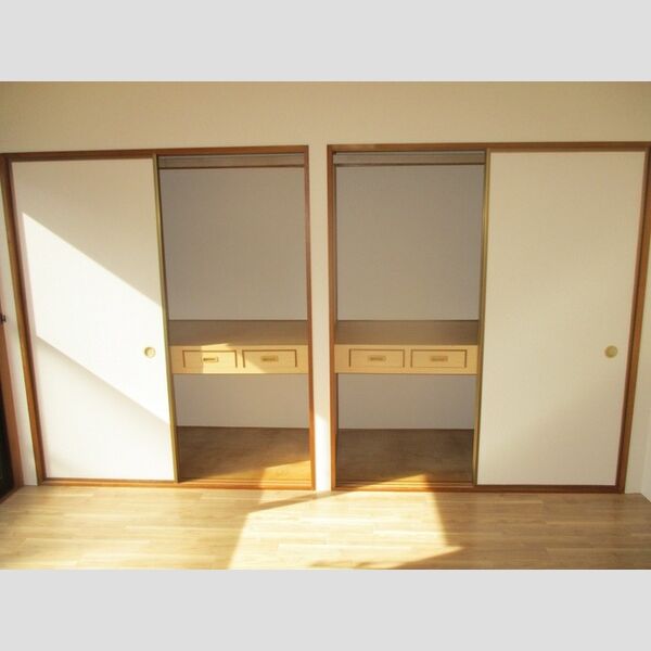 メゾンフォレスト　B 収納