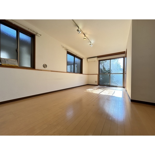 ラ･プラウド 広々１１帖！